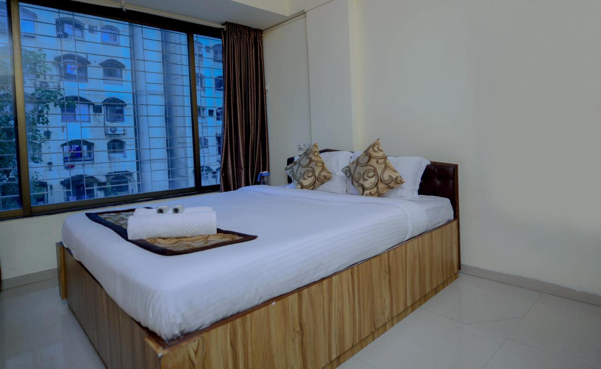 Lalsai Residency Andheri Mumbai Exterior foto