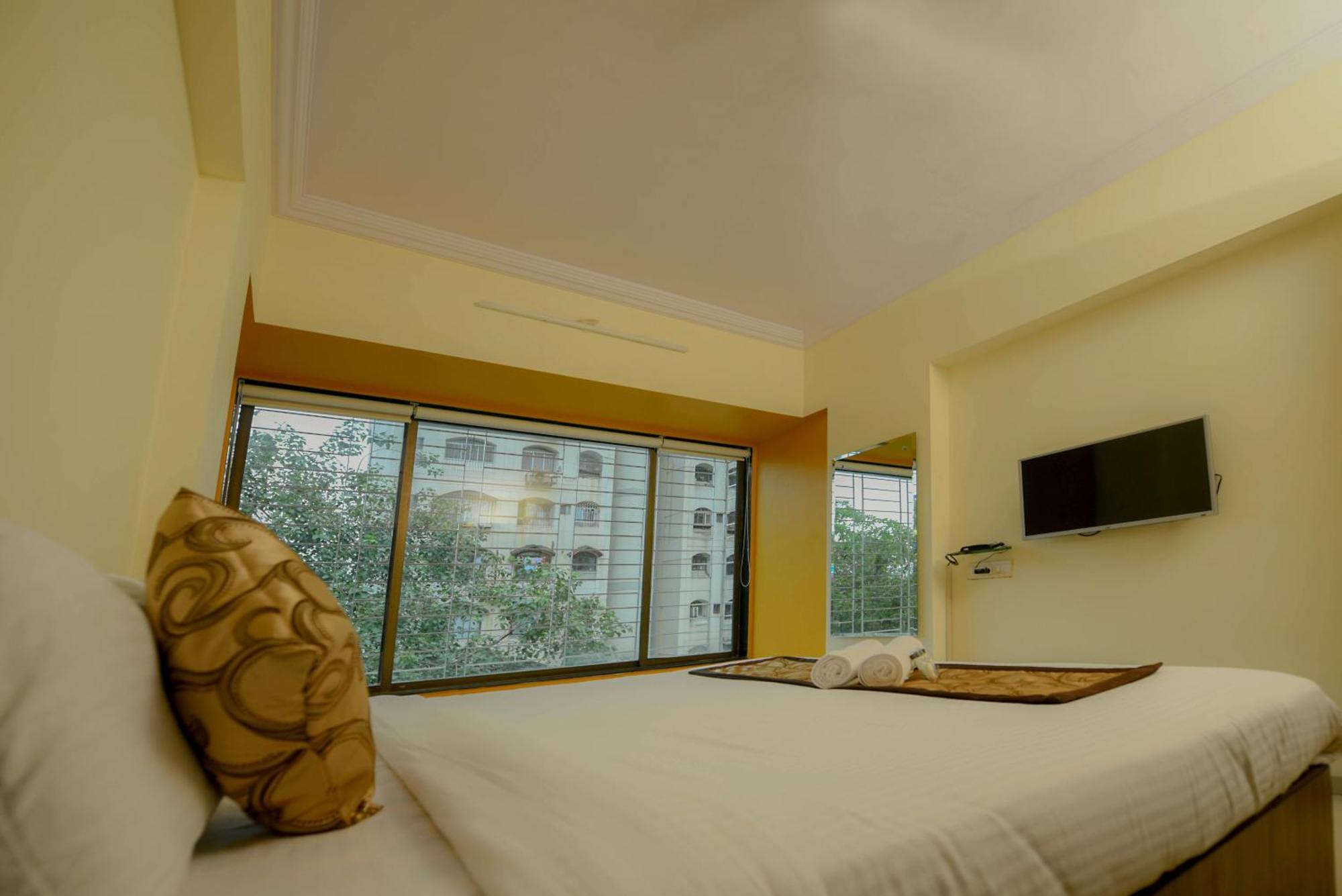 Lalsai Residency Andheri Mumbai Exterior foto